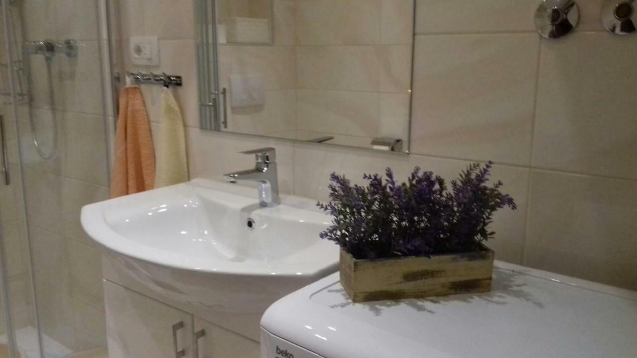 Apartment Luce Podstrana Eksteriør billede